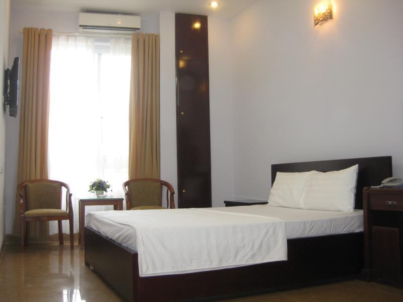 Nhiet Doi Hotel Tuy Hoa Exterior foto