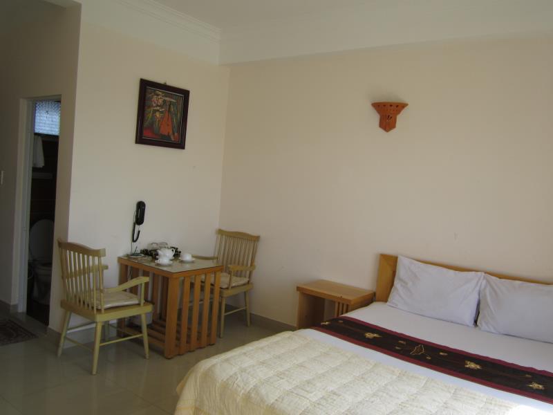 Nhiet Doi Hotel Tuy Hoa Exterior foto