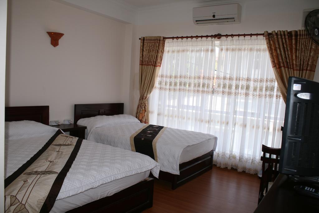 Nhiet Doi Hotel Tuy Hoa Exterior foto