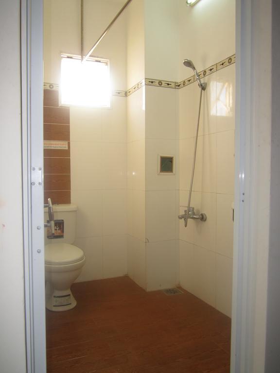 Nhiet Doi Hotel Tuy Hoa Habitación foto